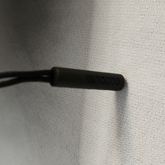 NWOT Incase Compact Sleeve for 13in MacBook - Picture 13 of 14